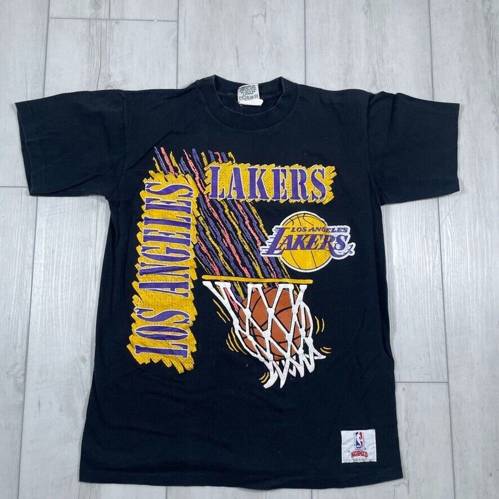 Nutmeg Size Medium NBA Los Angeles Lakers Black T-shirt Single Stitch